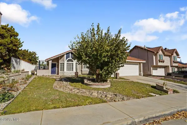 3173 Dearborn Avenue, Palmdale, CA 93551
