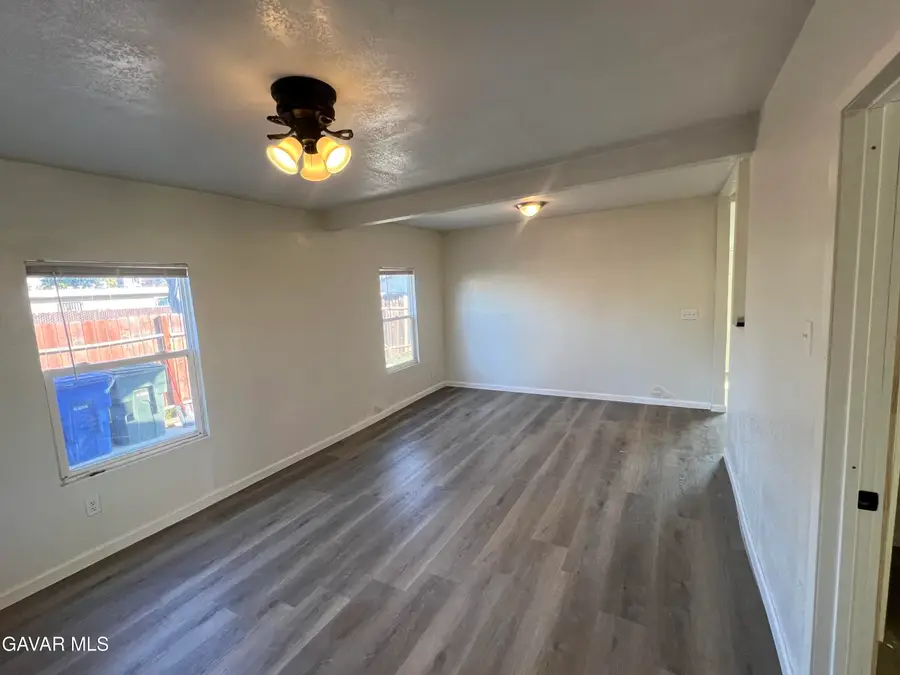 2258 E Clay Avenue, Fresno, CA 93722 - Image #3