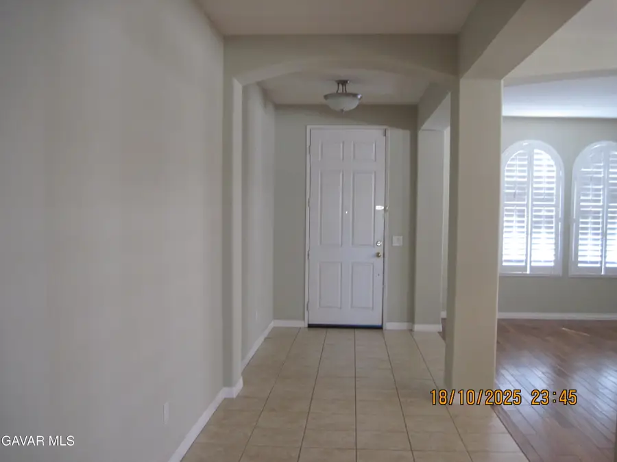 3507 Fairgreen Lane, Palmdale, CA 93551 - Image #2