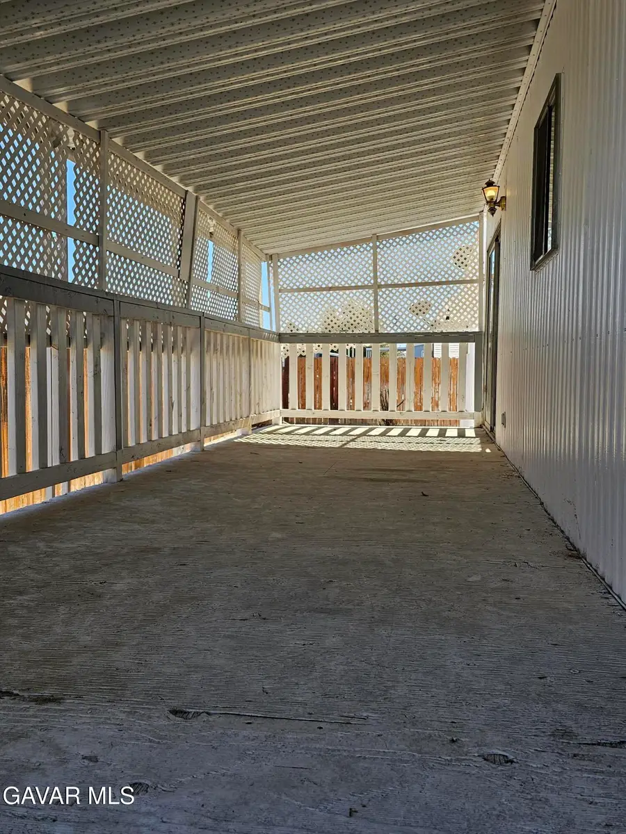 2104 Windbreak Drive #18 #18, Rosamond, CA 93560 - Image #2