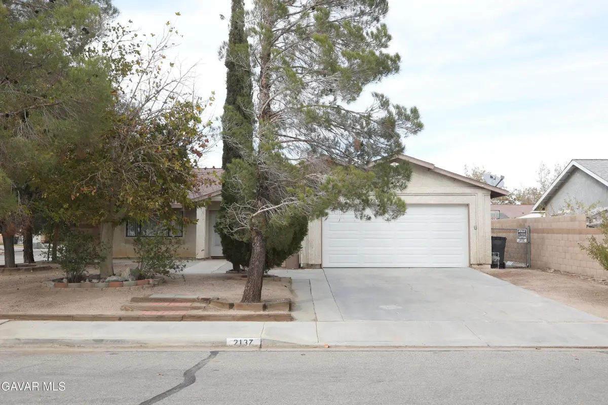 2137 Phlox Avenue, Rosamond, CA 93560 - #1