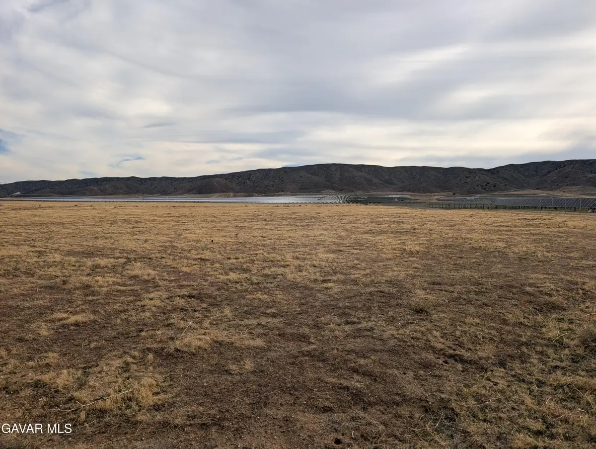 Vac/vic 95th St W & Avenue K8, Lancaster, CA 93536 - Image #1