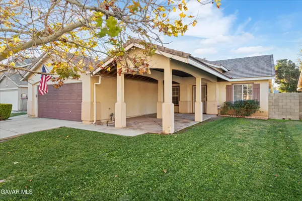 45445 Pickford Avenue, Lancaster, CA 93534