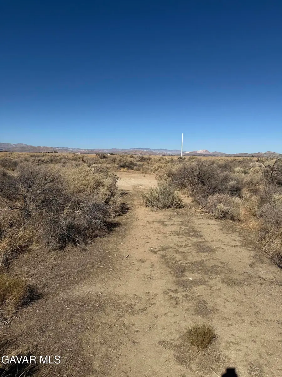 Cor Avenue C2 52 Stw, Lancaster, CA 93536 - Image #2