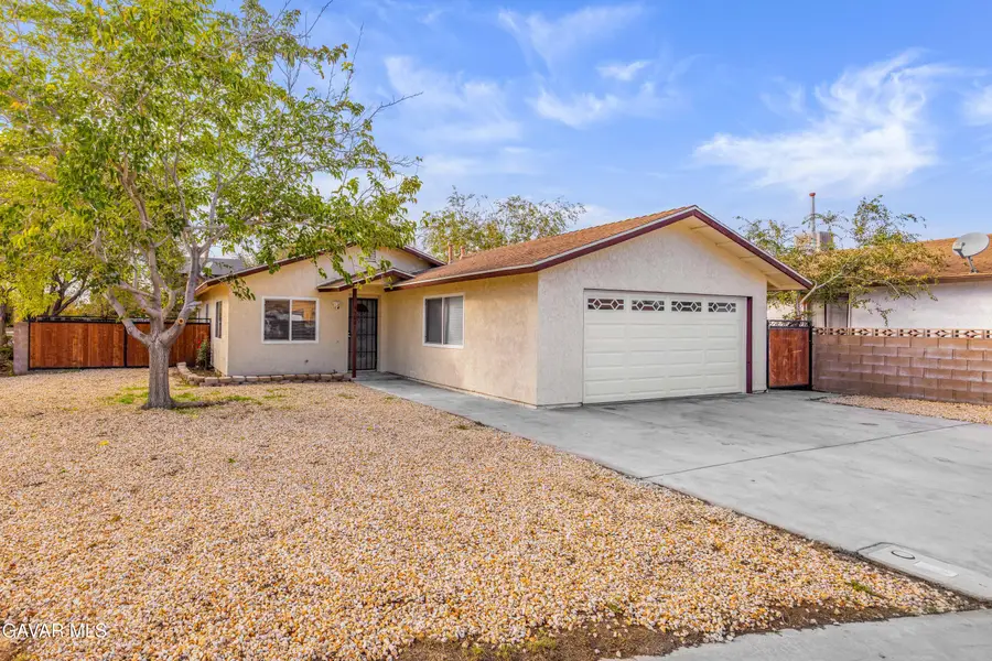 45001 Logue Court, Lancaster, CA 93535 - Image #2