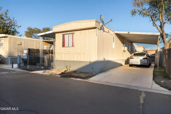 3300 15th W Street #371, Rosamond, CA 93560