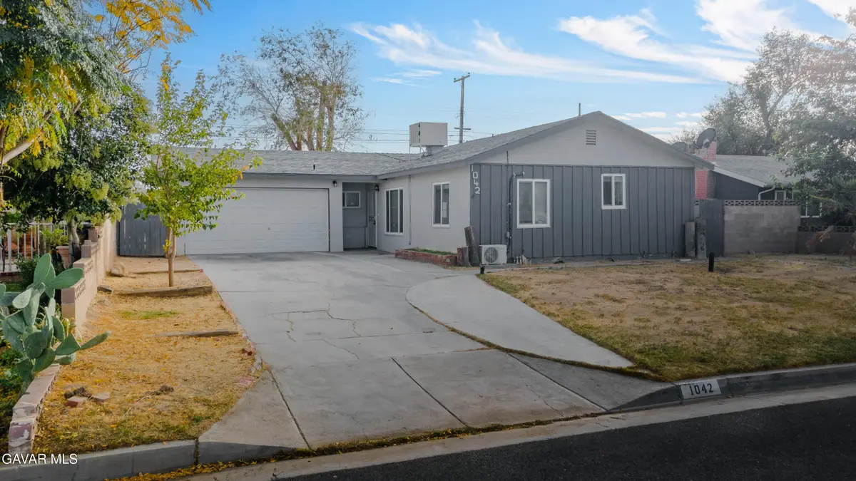 1042 West Avenue J10, Lancaster, CA 93534 - Image #1