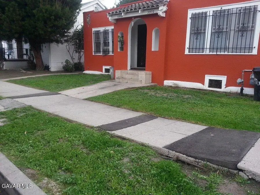 1859 W Browning Blvd Boulevard #4, Los Angeles, CA 90062 - Image #2