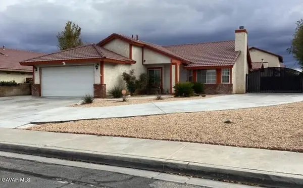 1518 E Ave J 12, Lancaster, CA 93535