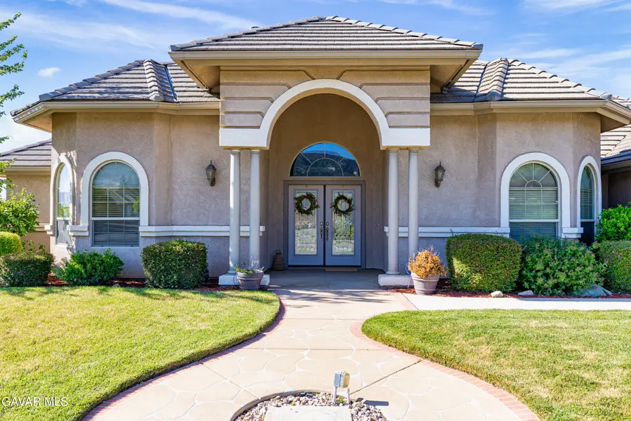 403 Mesquite Drive, Tehachapi, CA 93561 - Image #3