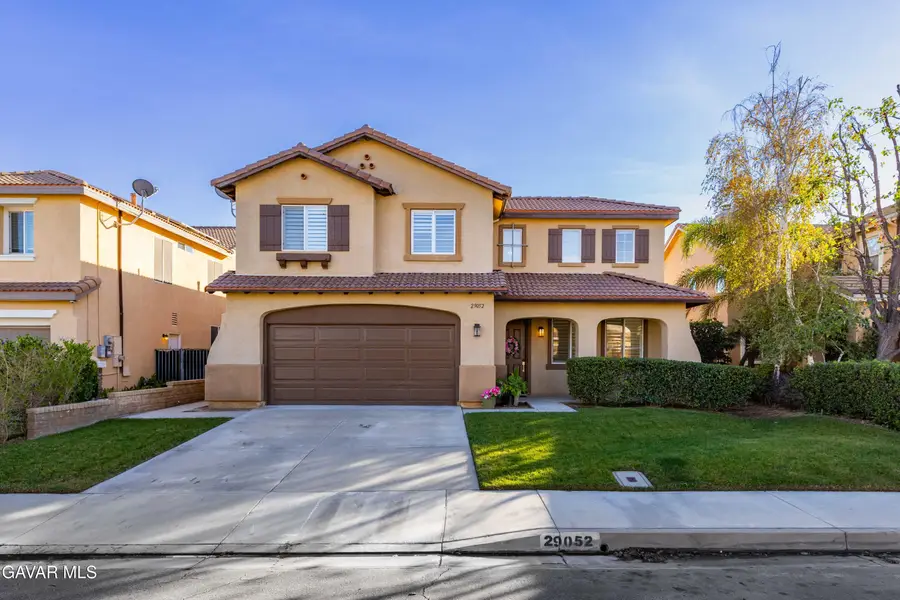 29052 Madrid Pl Place, Castaic, CA 91384 - Image #2