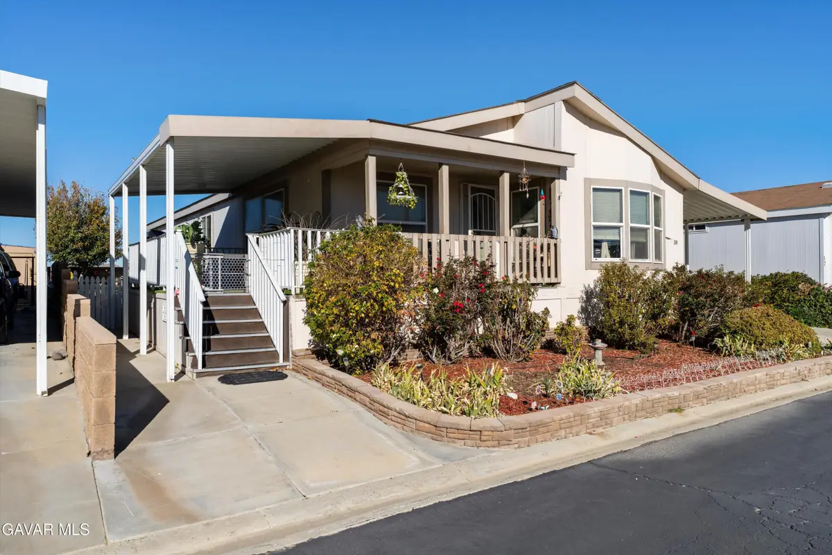 1550 W 20th Street #18, Rosamond, CA 93560 - Image #1