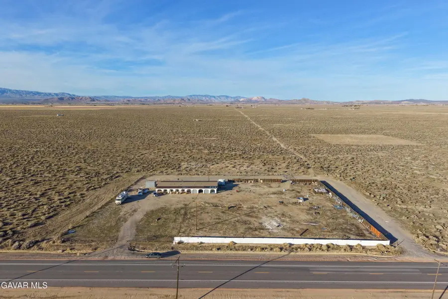 49225 W 45th Street, Lancaster, CA 93536 - Image #2