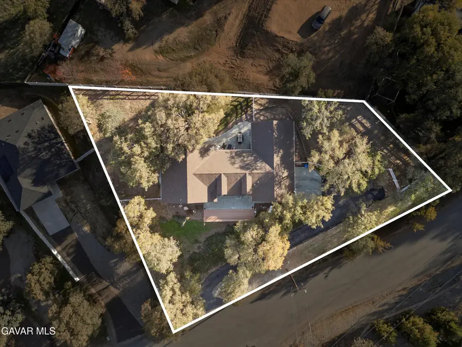 21412 Carriage Drive, Tehachapi, CA 93561 - Image #3