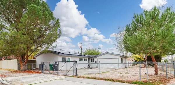 45469 Thornwood Avenue, Lancaster, CA 93534