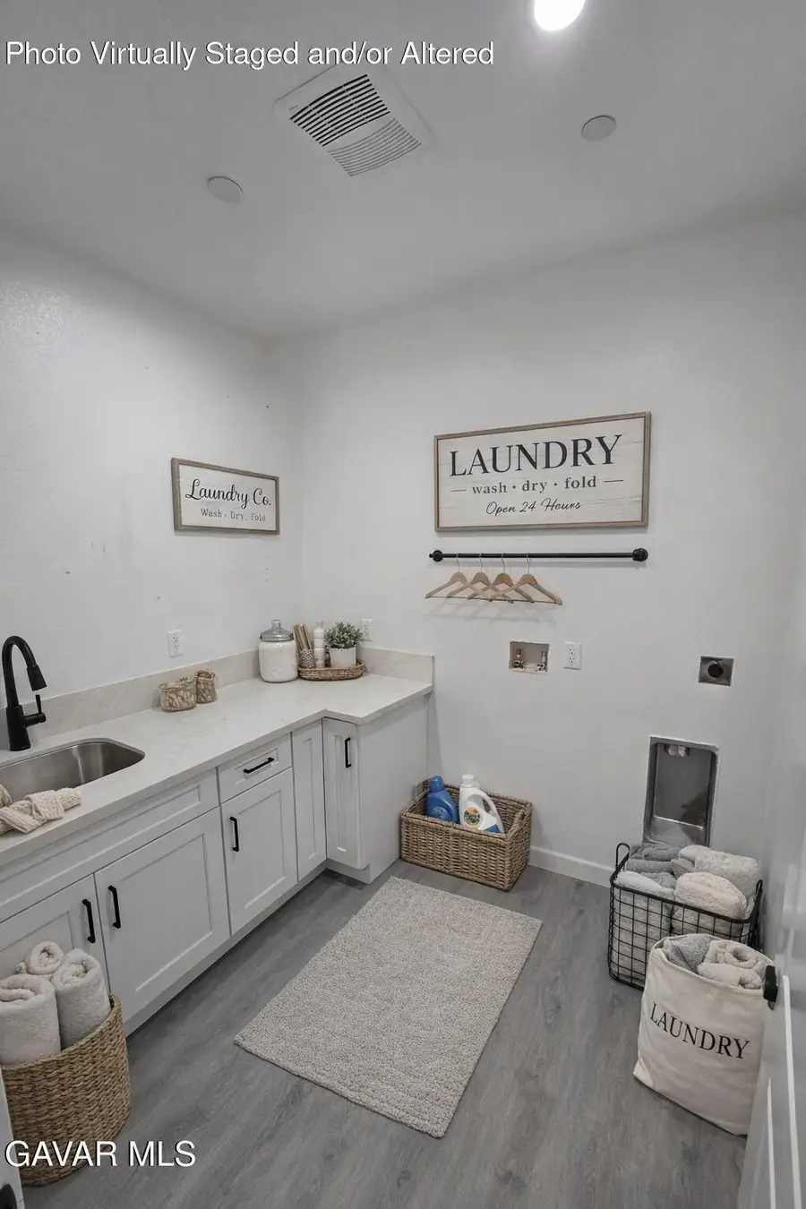 10401 N Loop Boulevard, California City, CA 93505 - #3