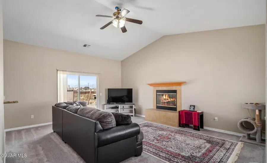 21745 Upton Drive, California City, CA 93505 - Image #3