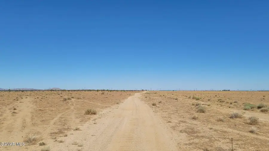 W Ave A & 185th St W, Rosamond, CA 93560 - Image #2