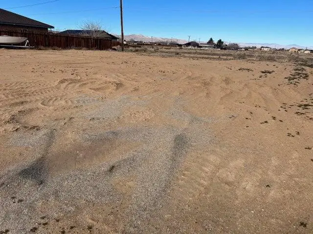 1 Ironwood Avenue, California City, CA 93505 - Image #3