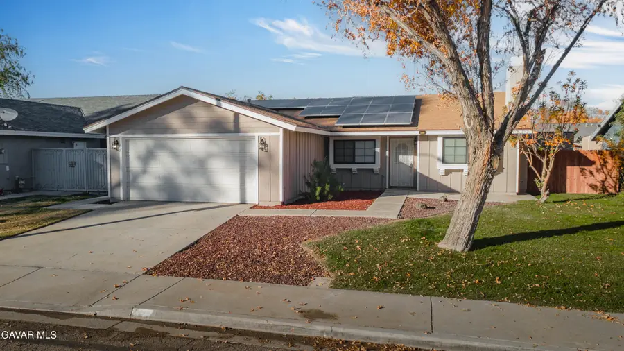 1027 Landsford Street, Lancaster, CA 93535 - Image #2