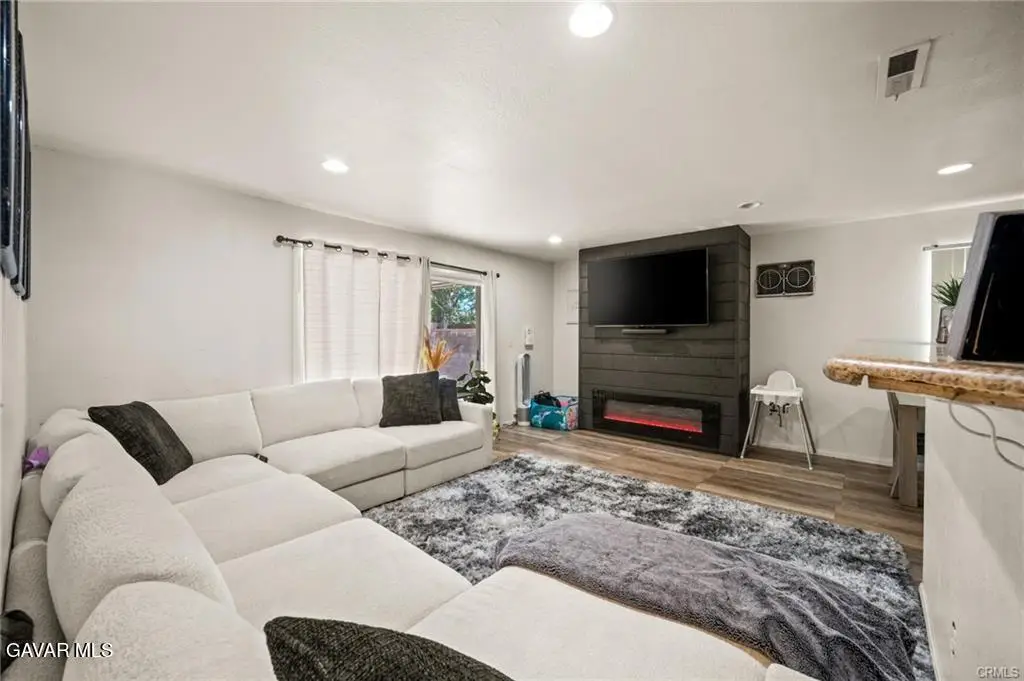 43826 Beech Avenue, Lancaster, CA 93534 - Image #1