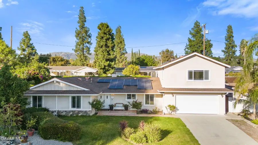 10215 Casaba Avenue, Chatsworth, CA 91311 - Image #3