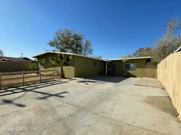 719 W Avenue H13, Lancaster, CA 93534