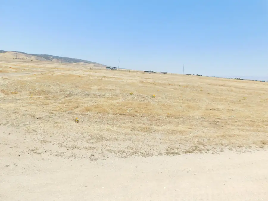 K6 Stw Ave #102, Lancaster, CA 93536 - Image #2