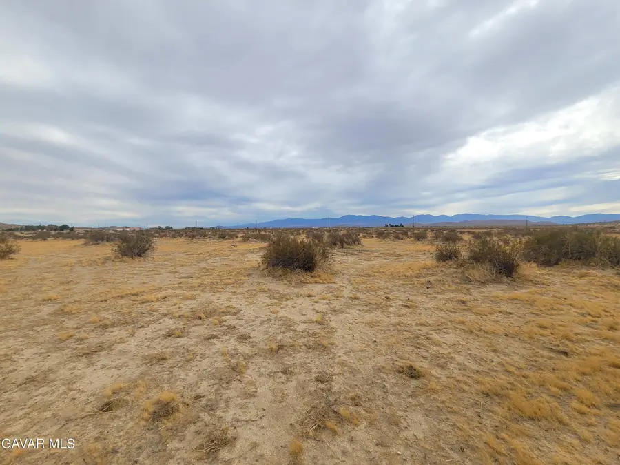 Cor Ave B12 Vic 75 St W, Lancaster, CA 93536 - #3