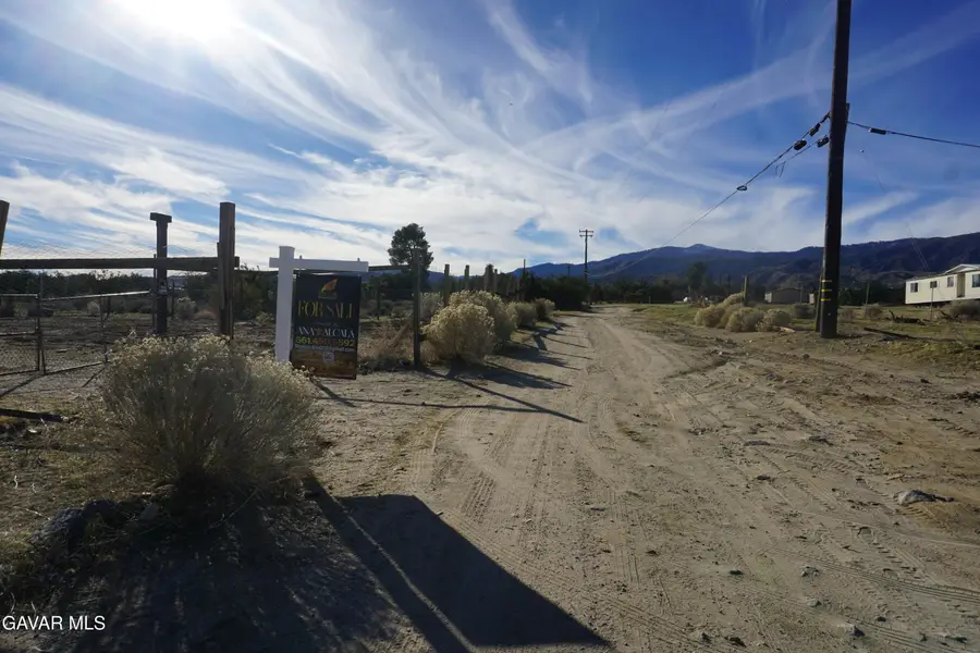 10057 Ash Rd Road, Pinon Hills, CA 92372 - #3