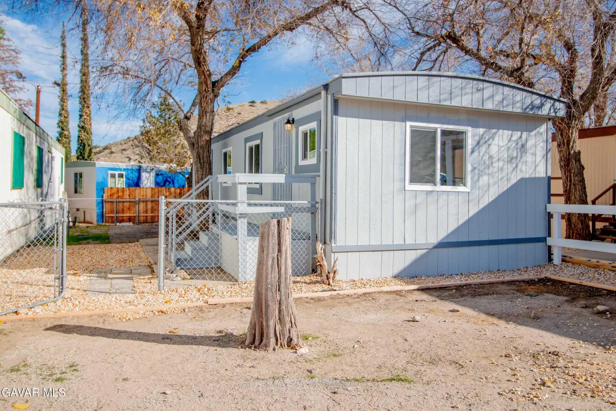 34220 Cheseboro Rd #5, Palmdale, CA 93552 - Image #1