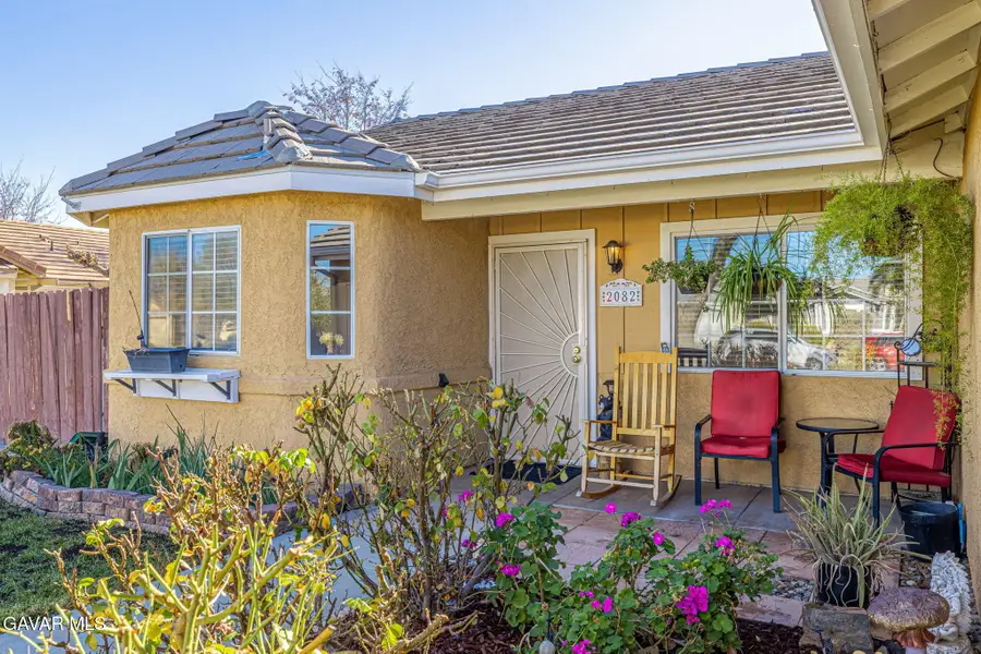 2082 W Avenue K12, Lancaster, CA 93536 - Image #2