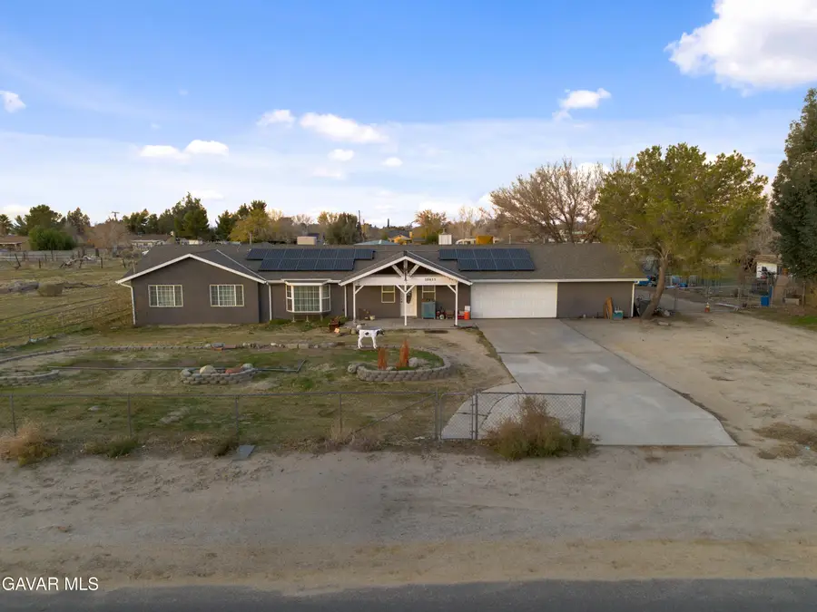 10817 E Avenue R-12, Littlerock, CA 93543 - Image #2