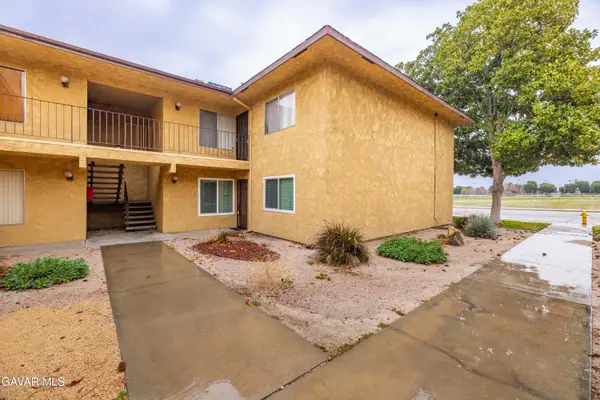 42935 W 15th Street #Unit 9, Lancaster, CA 93534