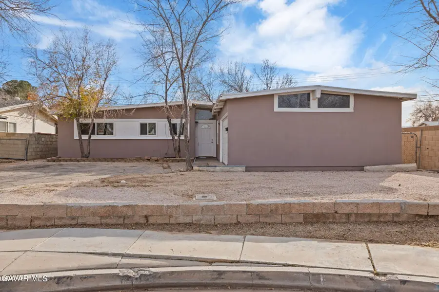 1132 W Holguin Street, Lancaster, CA 93534 - Image #2