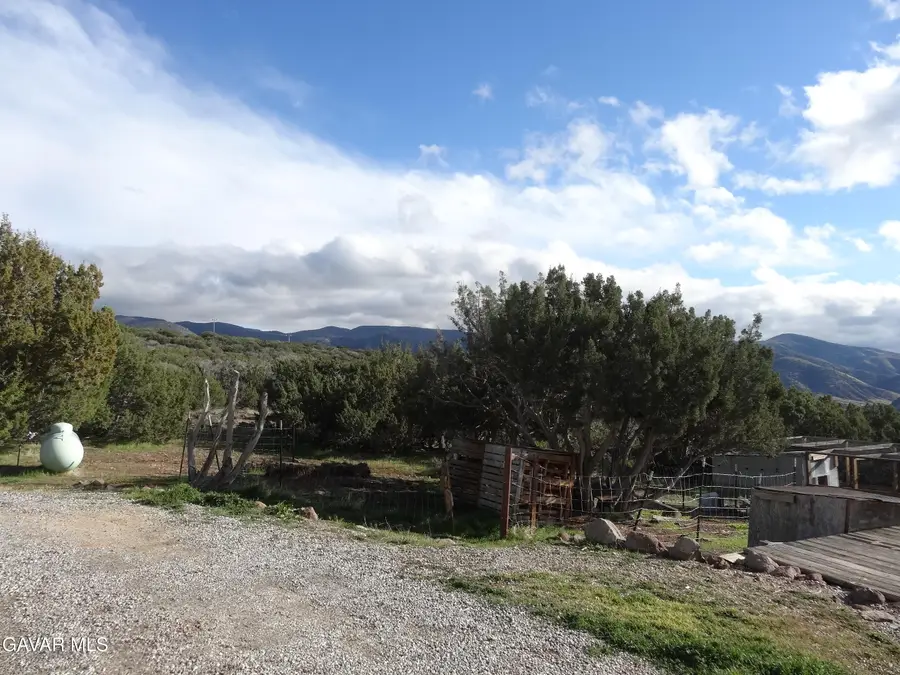 9425 Tanganda Road, Tehachapi, CA 93561 - Image #2