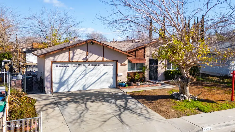 43352 Edson Avenue, Lancaster, CA 93536 - Image #2