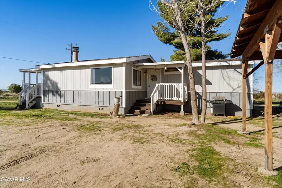 17216 E Ave T, Llano, CA 93544 - Image #3