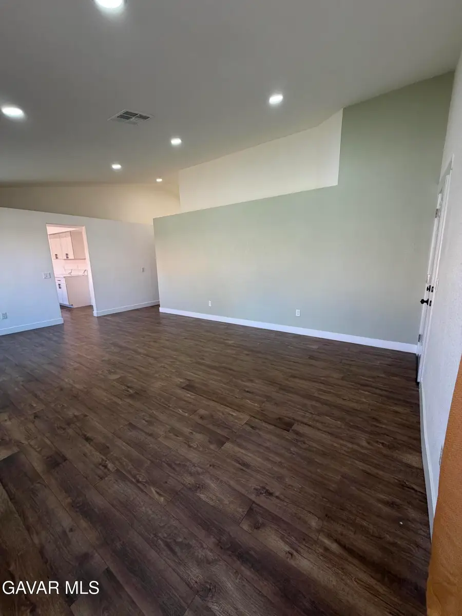 38028 Jeri Lane, Palmdale, CA 93550 - Image #3