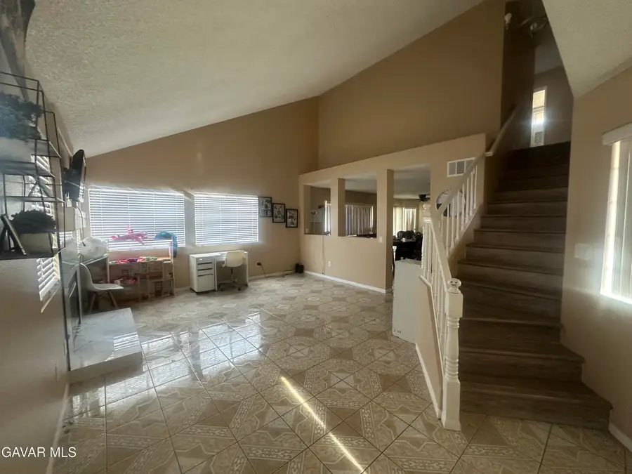 5147 Moonraker Road, Palmdale, CA 93552 - #2