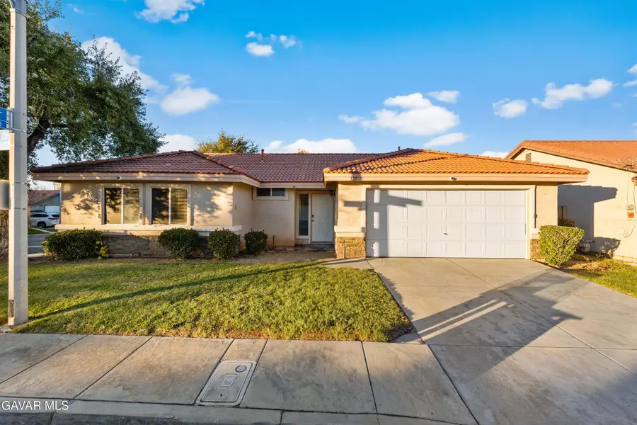 125 Gaitano Drive, Palmdale, CA 93550 - Image #3