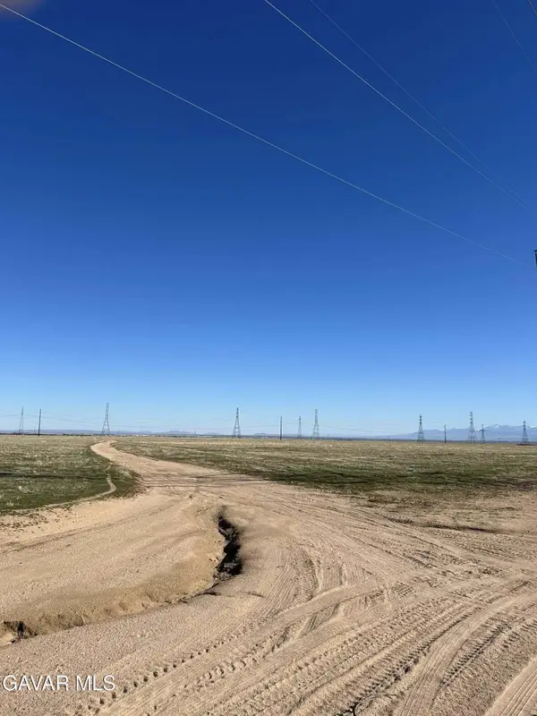 Vic Avenue F 125 Stw, Lancaster, CA 93536