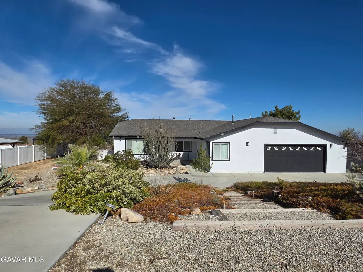 15627 Cypress Point Avenue, Llano, CA 93544 - Image #1