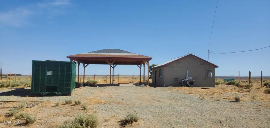 7634 Cinnabar Road, California City, CA 93505 - Image #2