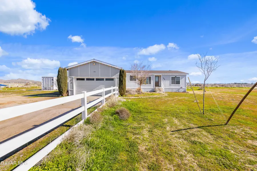 908 W 60th Street, Rosamond, CA 93560 - Image #3