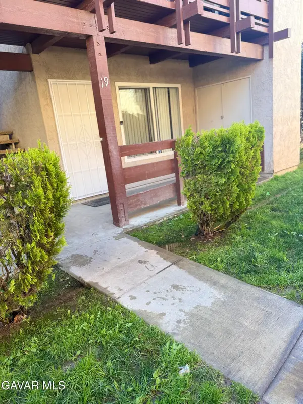 Address Withheld By Seller, Lancaster, CA 93536