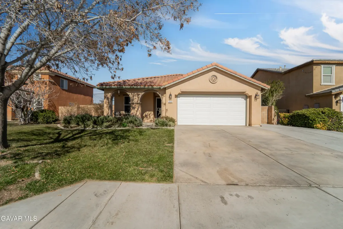 3033 Via De Flores, Lancaster, CA 93535 - Image #1