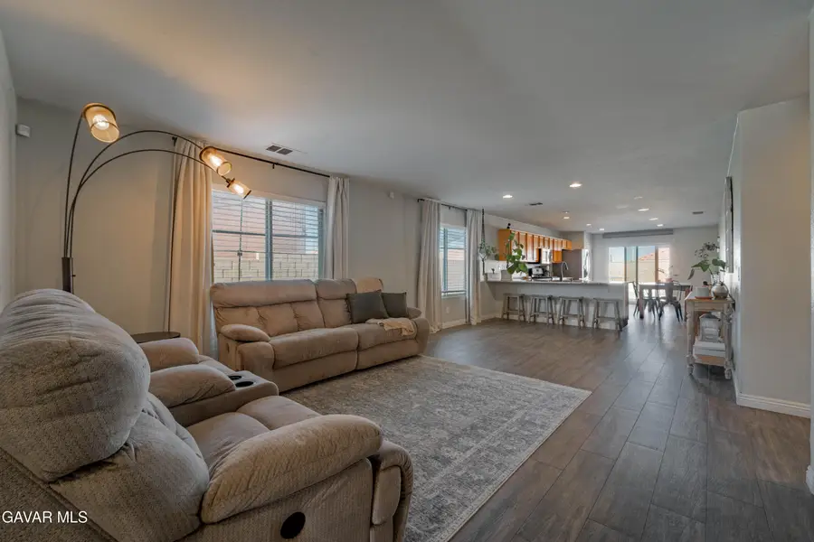 3033 Via De Flores, Lancaster, CA 93535 - Image #2