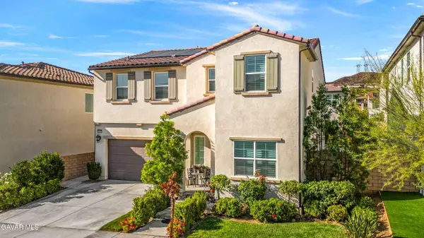 19127 Malabar Street, Santa Clarita, CA 91351