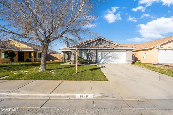 1639 E Kettering Street, Lancaster, CA 93535